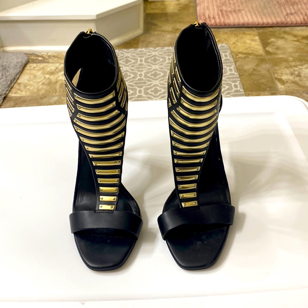 Black/Gold Beauties!